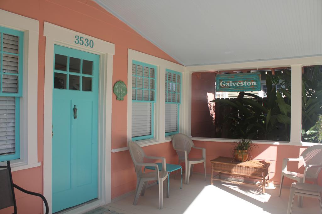 Coronado Palms Coastal Cottage 갤버스턴 외부 사진